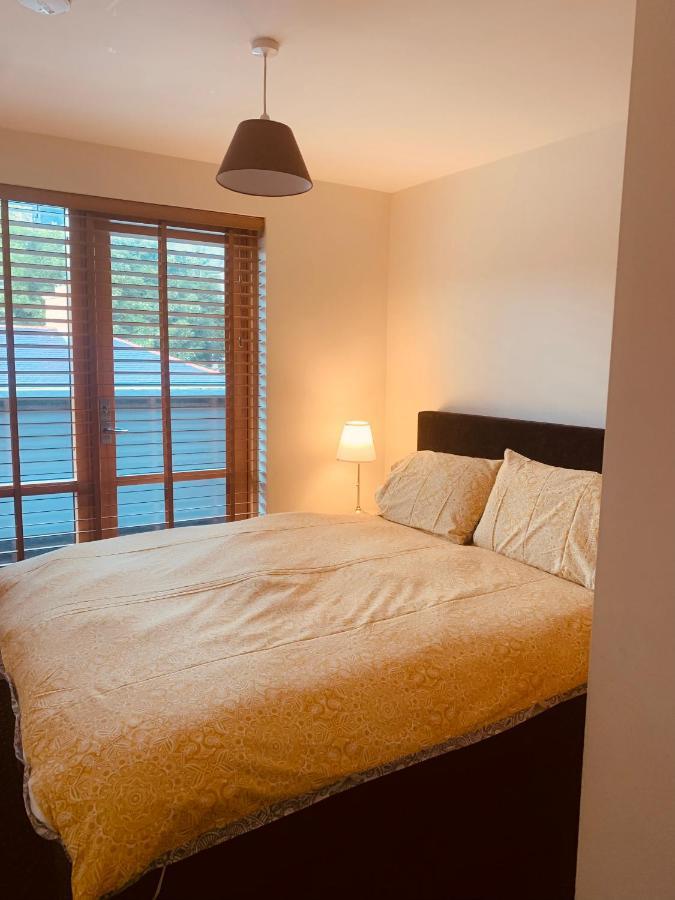 Courthouse View Penthouse 2 Apartment Clifden Ngoại thất bức ảnh
