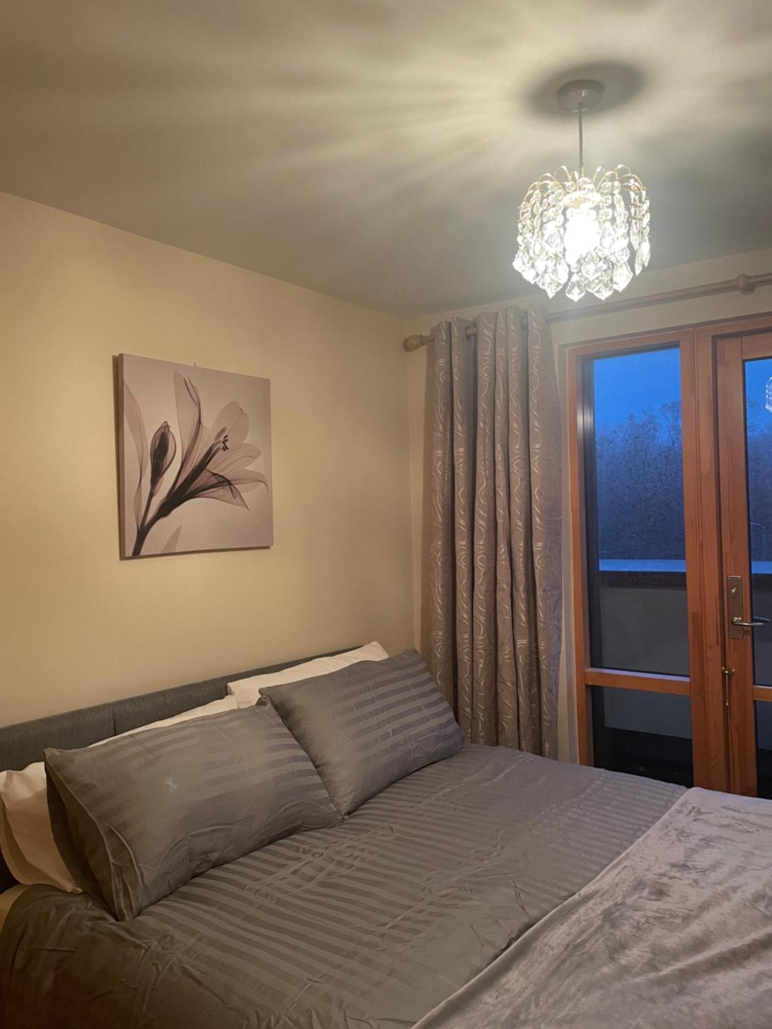 Courthouse View Penthouse 2 Apartment Clifden Ngoại thất bức ảnh